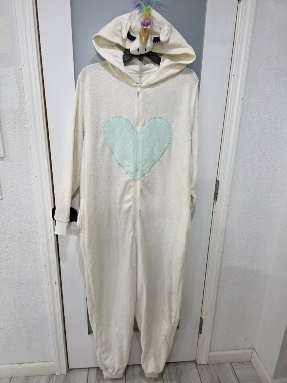 Xhilaration XXL Unicorn Onesie Pajama‎ Jumpsuit White Plush Costume Sleepwear